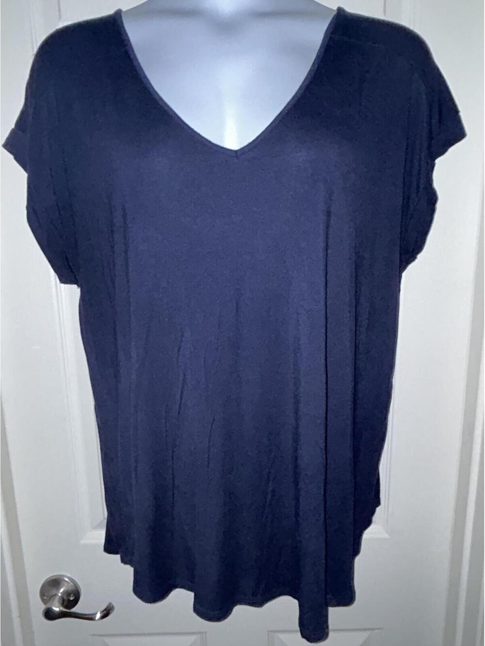 Apt 9 Navy Blue Top sz XXL